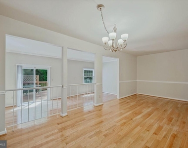 7177 Lake Cove Drive - Photo Thumbnail 2