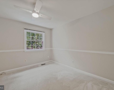 7177 Lake Cove Drive - Photo Thumbnail 30