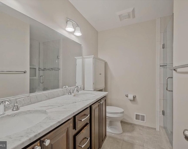 7177 Lake Cove Drive - Photo Thumbnail 27