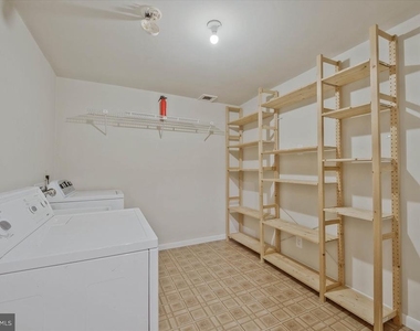 7177 Lake Cove Drive - Photo Thumbnail 38