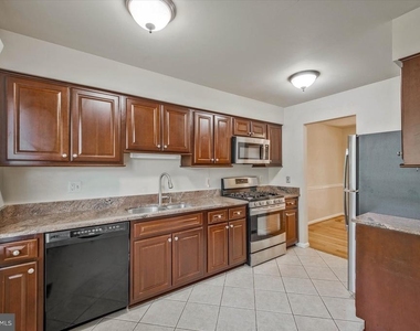 7177 Lake Cove Drive - Photo Thumbnail 1