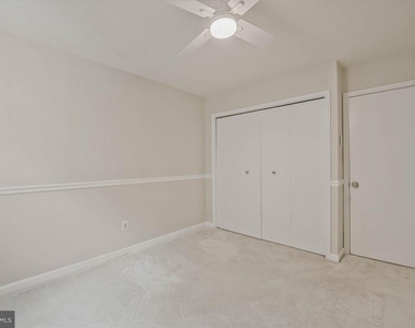 7177 Lake Cove Drive - Photo Thumbnail 32