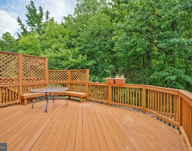 7177 Lake Cove Drive - Photo Thumbnail 43