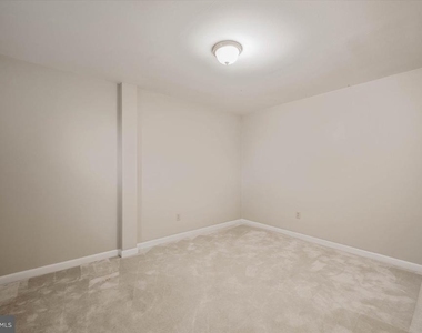 7177 Lake Cove Drive - Photo Thumbnail 34