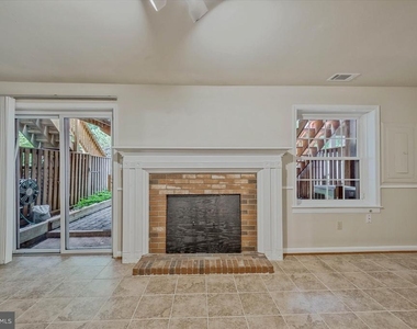 7177 Lake Cove Drive - Photo Thumbnail 41