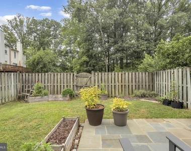 4328 Gypsy Court - Photo Thumbnail 28
