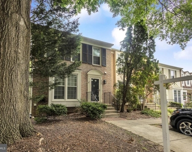 4328 Gypsy Court - Photo Thumbnail 2