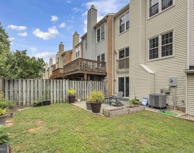 4328 Gypsy Court - Photo Thumbnail 24