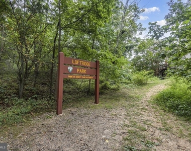 4328 Gypsy Court - Photo Thumbnail 30