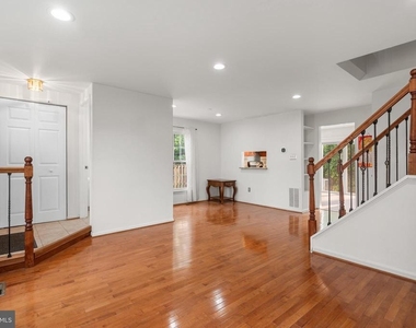 8063 Dulciana Court - Photo Thumbnail 3