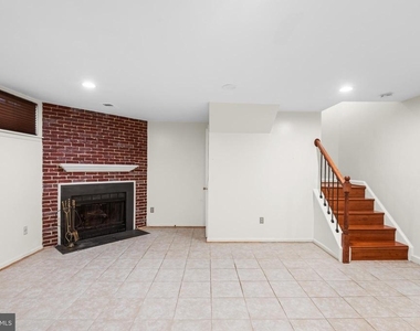 8063 Dulciana Court - Photo Thumbnail 22
