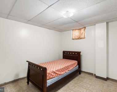 8063 Dulciana Court - Photo Thumbnail 24