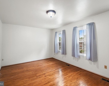 8063 Dulciana Court - Photo Thumbnail 14
