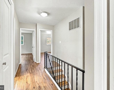 9209 Antelope Place - Photo Thumbnail 13