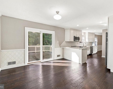 9209 Antelope Place - Photo Thumbnail 11