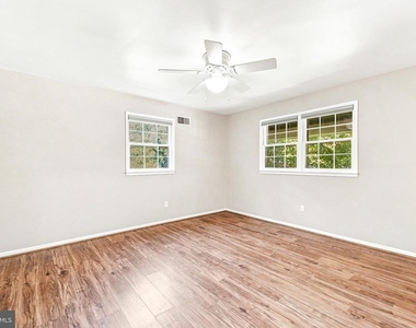 9209 Antelope Place - Photo Thumbnail 18