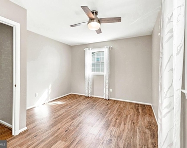 9209 Antelope Place - Photo Thumbnail 16