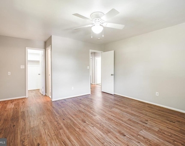 9209 Antelope Place - Photo Thumbnail 19