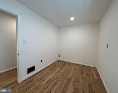 3000 James Street - Photo Thumbnail 5