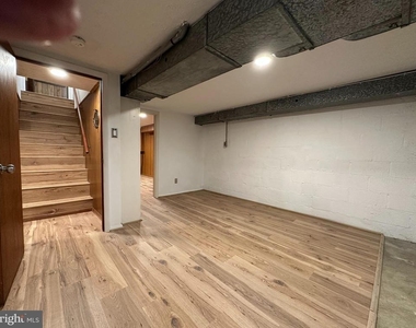 3000 James Street - Photo Thumbnail 19