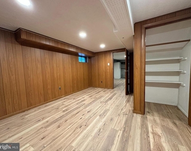 3000 James Street - Photo Thumbnail 14