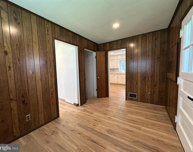 3000 James Street - Photo Thumbnail 11
