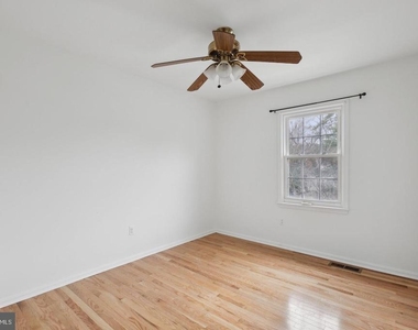 3940 Bradwater Street - Photo Thumbnail 23