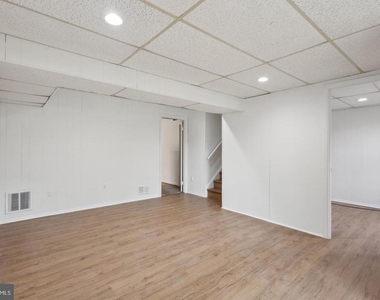 3940 Bradwater Street - Photo Thumbnail 4