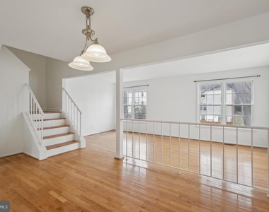 3940 Bradwater Street - Photo Thumbnail 8