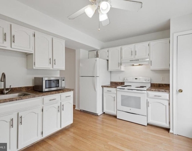 3940 Bradwater Street - Photo Thumbnail 14