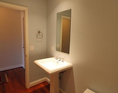 513 W Broad Street - Photo Thumbnail 25