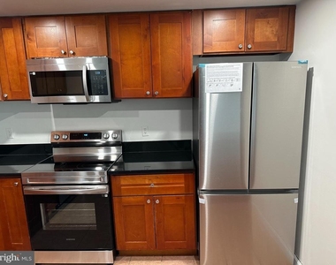 6300 Stevenson Avenue - Photo Thumbnail 8