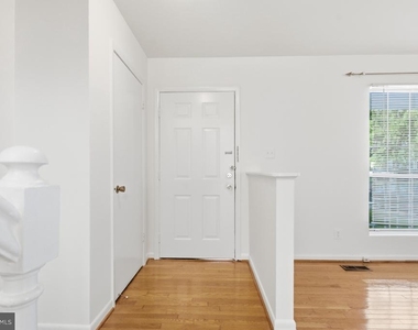 5616 8th Street N - Photo Thumbnail 5