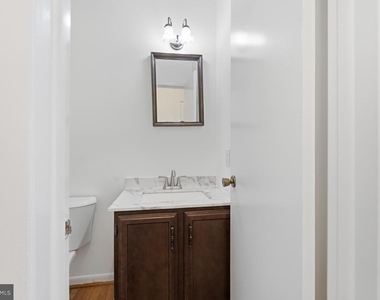 5616 8th Street N - Photo Thumbnail 9