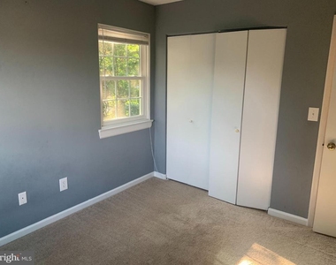 133 Woodlake Drive - Photo Thumbnail 19