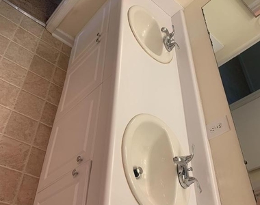 133 Woodlake Drive - Photo Thumbnail 13