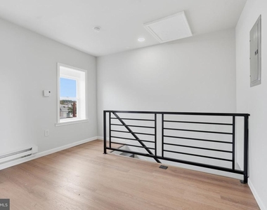3448 Frankford Avenue - Photo Thumbnail 2