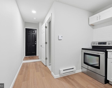 3448 Frankford Avenue - Photo Thumbnail 2