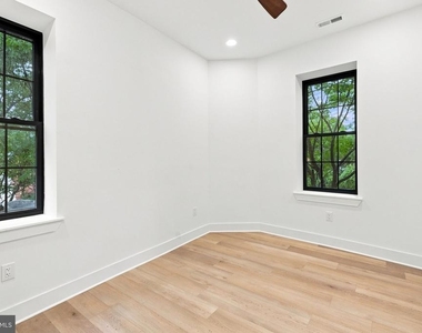 3206 W Dauphin Street - Photo Thumbnail 12