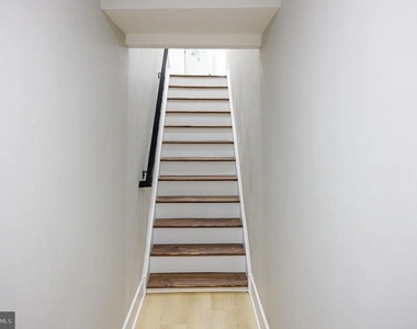 1201 Lindley Avenue - Photo Thumbnail 12