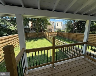 5033 Walnut Street - Photo Thumbnail 11