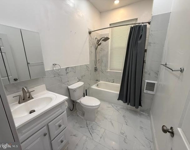 5033 Walnut Street - Photo Thumbnail 8