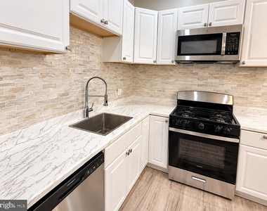 5033 Walnut Street - Photo Thumbnail 1