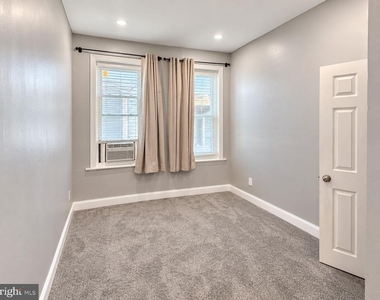 5033 Walnut Street - Photo Thumbnail 8