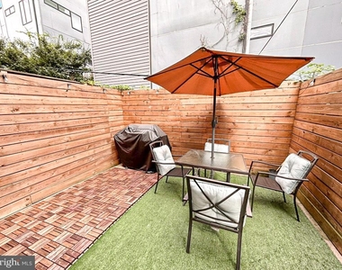 723 S Smedley Street - Photo Thumbnail 5