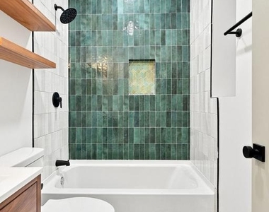 3206 W Dauphin Street - Photo Thumbnail 1