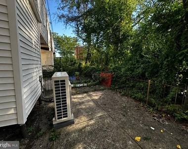 6534 N Lambert Street - Photo Thumbnail 20