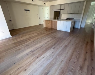 2011 Cambridge Street - Photo Thumbnail 2