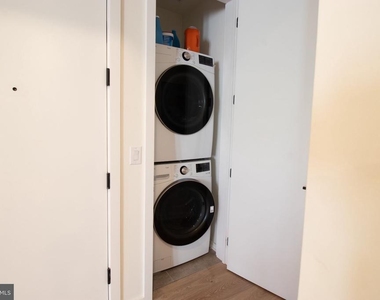 2011 Cambridge Street - Photo Thumbnail 16