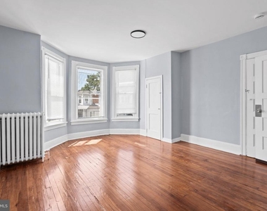 819 S 56th Street - Photo Thumbnail 7